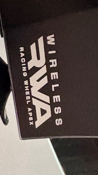 Volante HORI RWA Wireless Apex Compatible con PS4