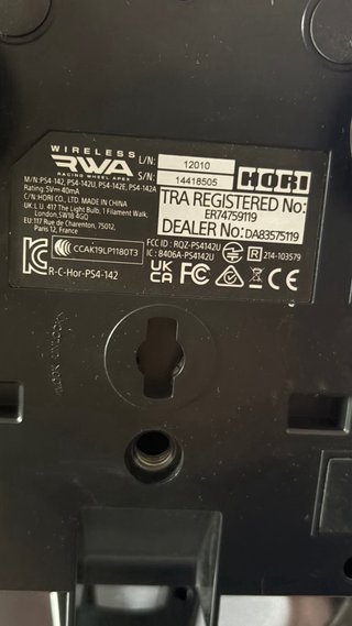Volante HORI RWA Wireless Apex Compatible con PS4