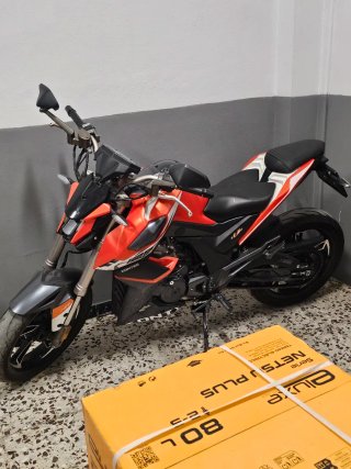 Zontes U125 Naked Moto