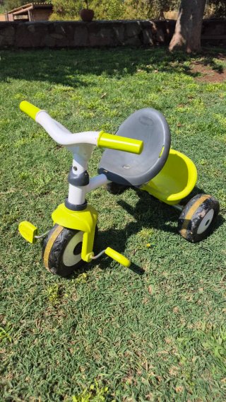 Lote juguetes: Quad, moto, triciclo,cortacésped...