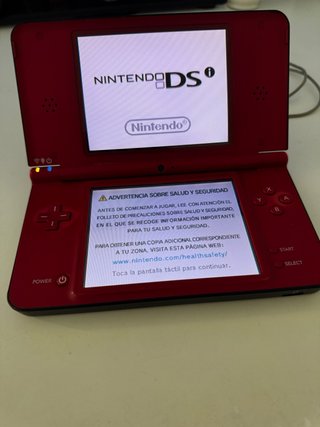 Nintendo DSi XL 25 Aniversario Roja