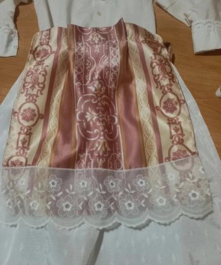 Disfraz medieval niña 6/9 años. Hecho a mano.