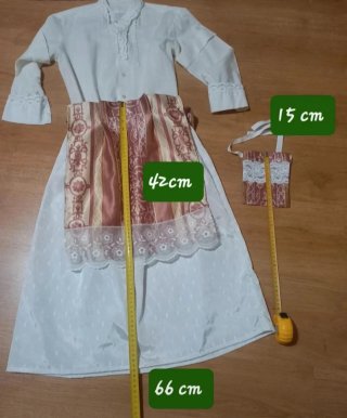 Disfraz medieval niña 6/9 años. Hecho a mano.