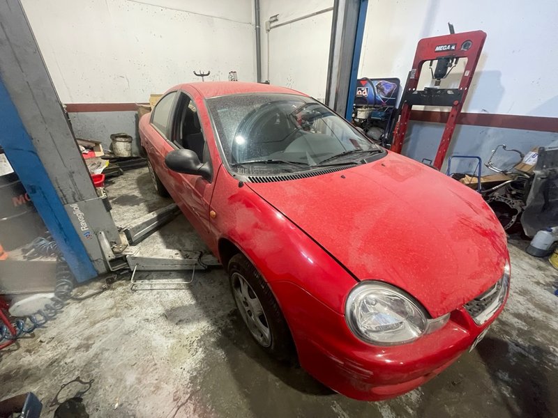 Chrysler Neon 1999 - foto 1