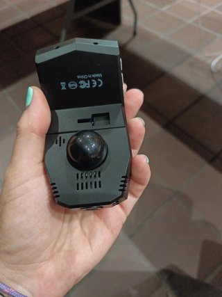 Cámara dashcam con pantalla coche