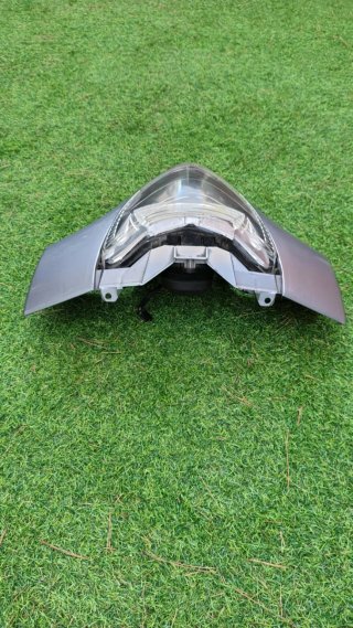 Carenado Frontal y Faro Honda SH150i-125i