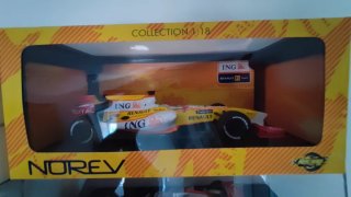 Coche F1 Renault R29 Alonso 1:18 Norev