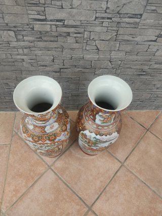 Jarrón japonés de cerámica y porcelana