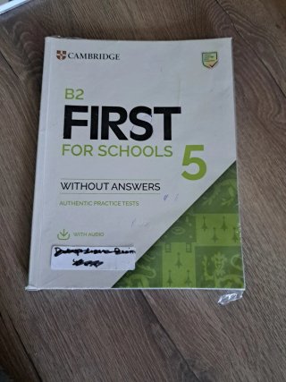 B2 First for Schools 5 Student's Book without A...