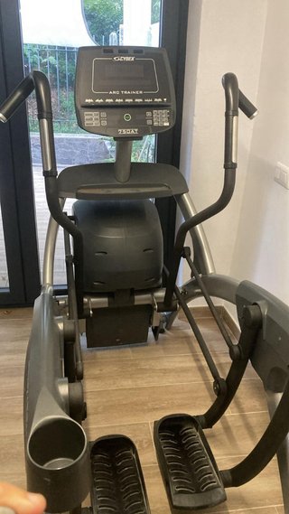 Cybex 750AT Arc Trainer Elíptica