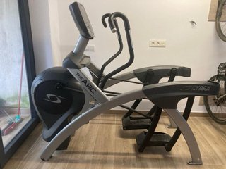 Cybex 750AT Arc Trainer Elíptica