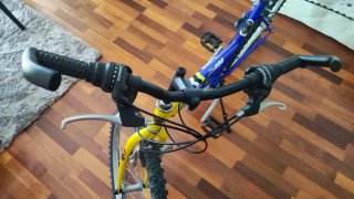 Bicicleta Connor XC 500 amarilla y azul