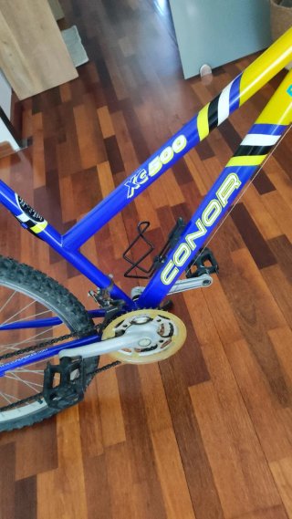 Bicicleta Connor XC 500 amarilla y azul