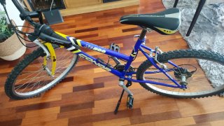 Bicicleta Connor XC 500 amarilla y azul