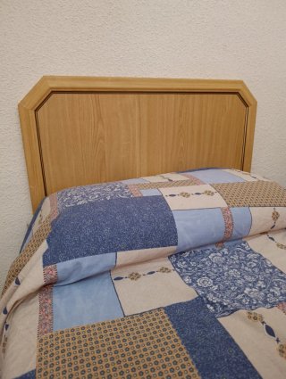 Cama 80x180cm PIKOLÍN+ Colchón + cabecero madera