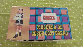 Máquina de coser Eureka vintage