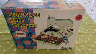 Máquina de coser Eureka vintage