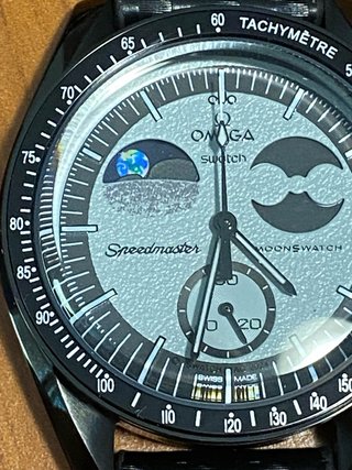 Reloj homenaje inspirado en Omega x Swatch