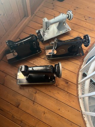 Lote 4 Máquinas de Coser Antiguas