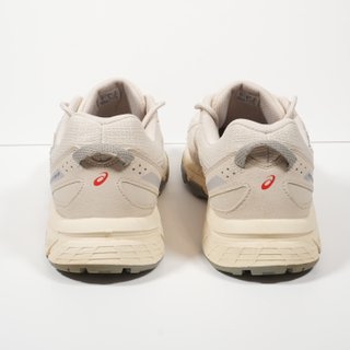 ZAPATILLAS ASICS GEL VENTURE - COLOR BEIGE