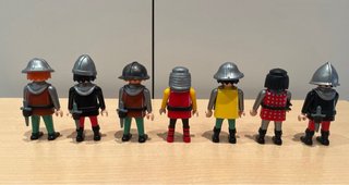 Lote Playmobil Medieval: 7 Figuras y Accesorios