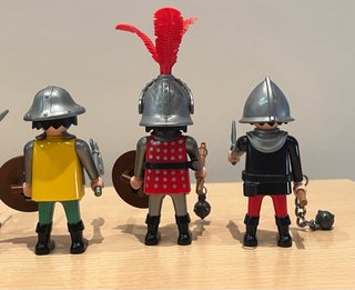 Lote Playmobil Medieval: 7 Figuras y Accesorios