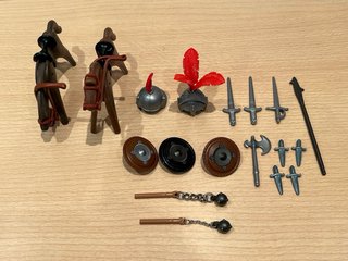 Lote Playmobil Medieval: 7 Figuras y Accesorios