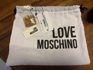 Borsa Love Moschino nera con catena
