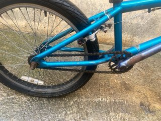 Bicicleta BMX azul