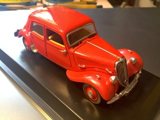 Coche Citroen Traction 1/43 Univer
