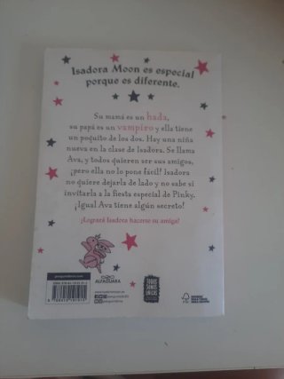 Isadora Moon y la invitación secreta libro 12