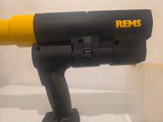 Prensa Hidráulica Rems Aku Press XL 45 kN