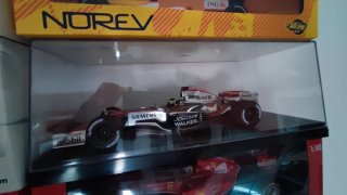 McLaren MP4-21 De la Rosa Minichamps 1:18