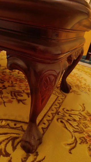 Mesa de centro de madera y mármol