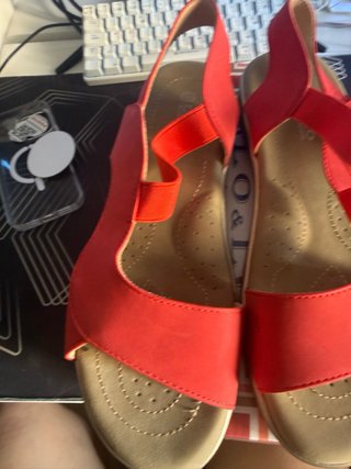 Sandalias rojas talla 39