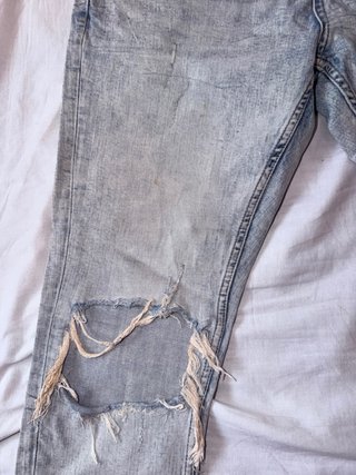 Vaqueros rotos Zara