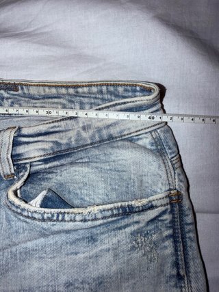 Vaqueros rotos Zara