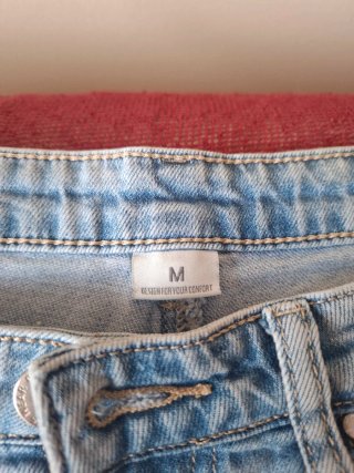 Bermudas tejanas anchas