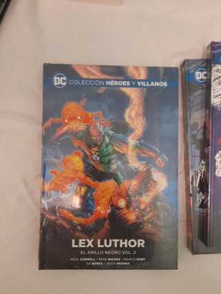 DC COLECCIÓN HEROES Y VILLANOS