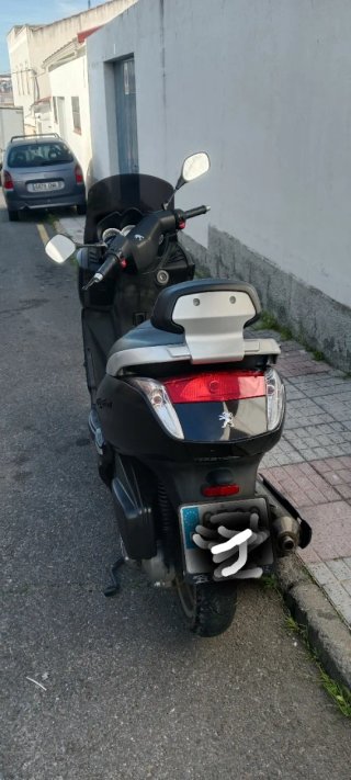Moto Scooter Negra