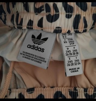 Pantalón Adidas Adibreak Animal Print