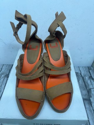 Sandalias Adolfo Dominguez Marrón y Naranja