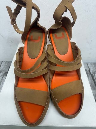 Sandalias Adolfo Dominguez Marrón y Naranja