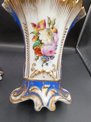 Pareja jarrones isabelinos porcelana antigua