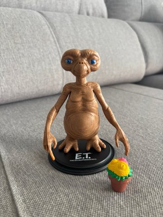 Figura E.T. El Extraterrestre Coleccionista