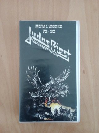 Judas Priest Metal Works 73-93 VHS de segunda mano por 10 EUR en