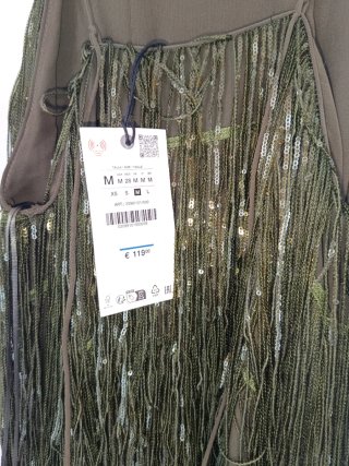 Vestido de flecos verde Zara