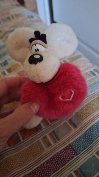 Diddl con cuore peluche