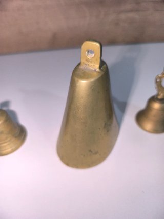 Figuras  encendedor campanas bronce