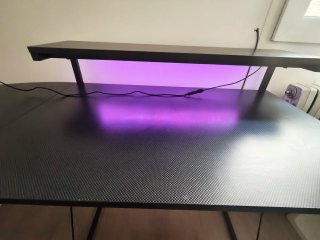 Escritorio L Negro con Soporte Monitor y LEDS